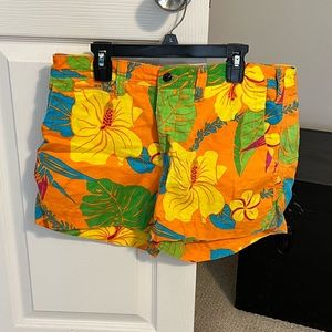 Hawaiian Print Women’s Polo Shorts Size 6